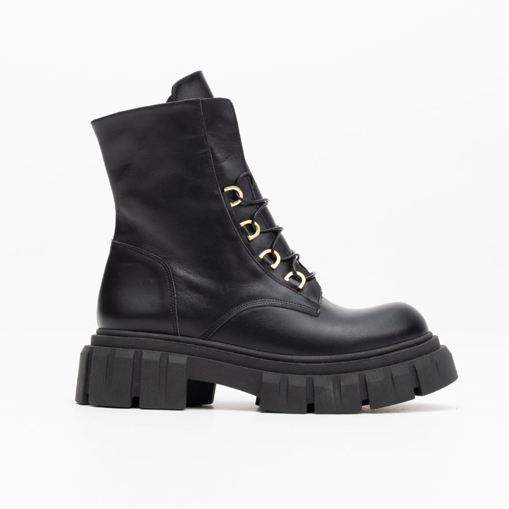 iris shoes- 1000x1000